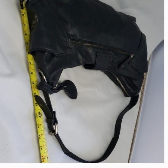 ❤️❤️ Jessica Simpson black hobo bag, silver brass studs❤️❤️ - Picture 6 of 8